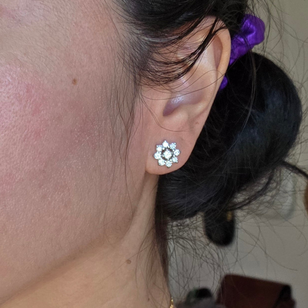 Gorgeous 14K White Gold Round Diamond Cluster Stud Earrings