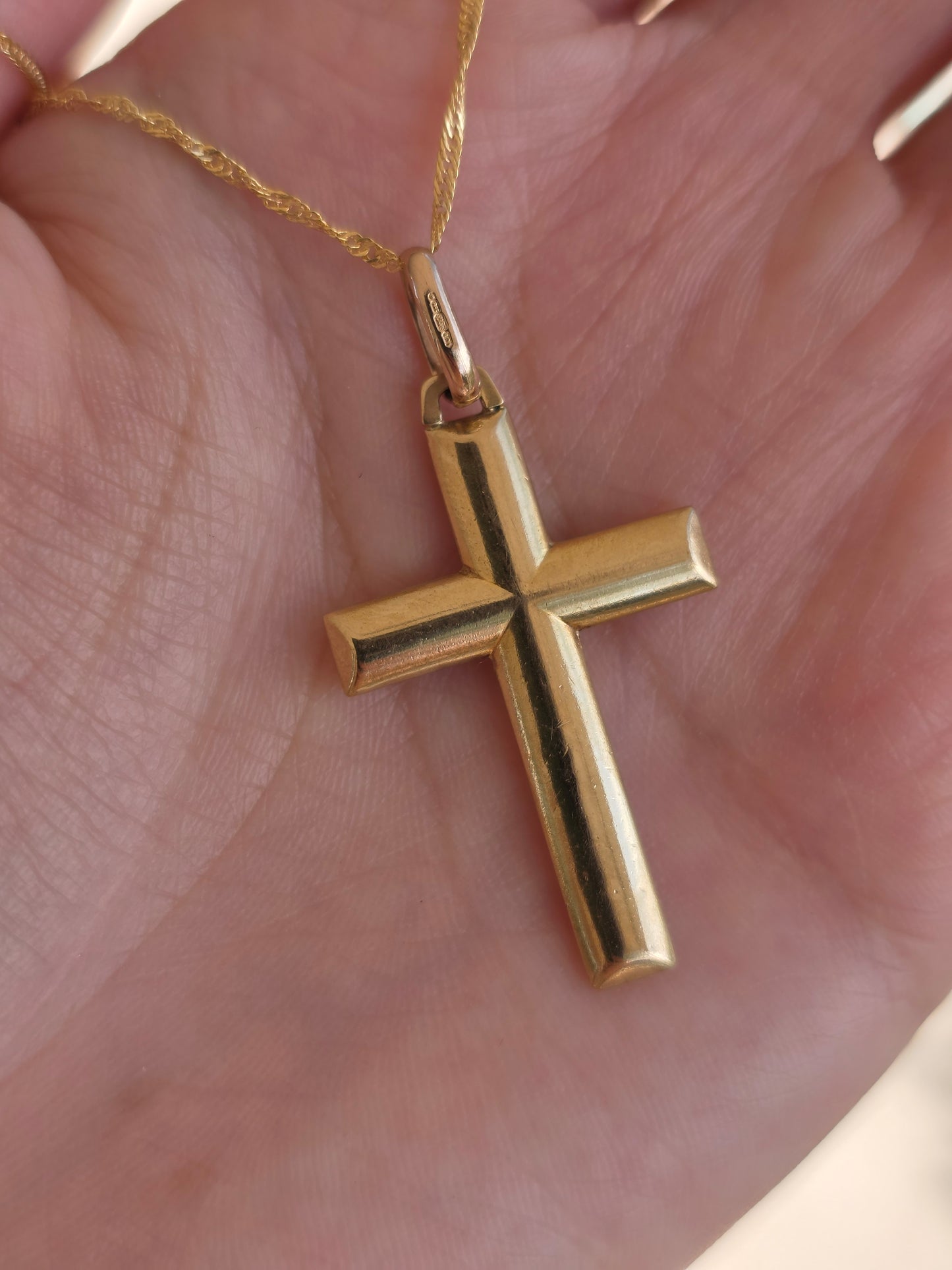 Vintage UNOAERRE 9k Gold Hollow Style Cross Pendant (NO CHAIN)