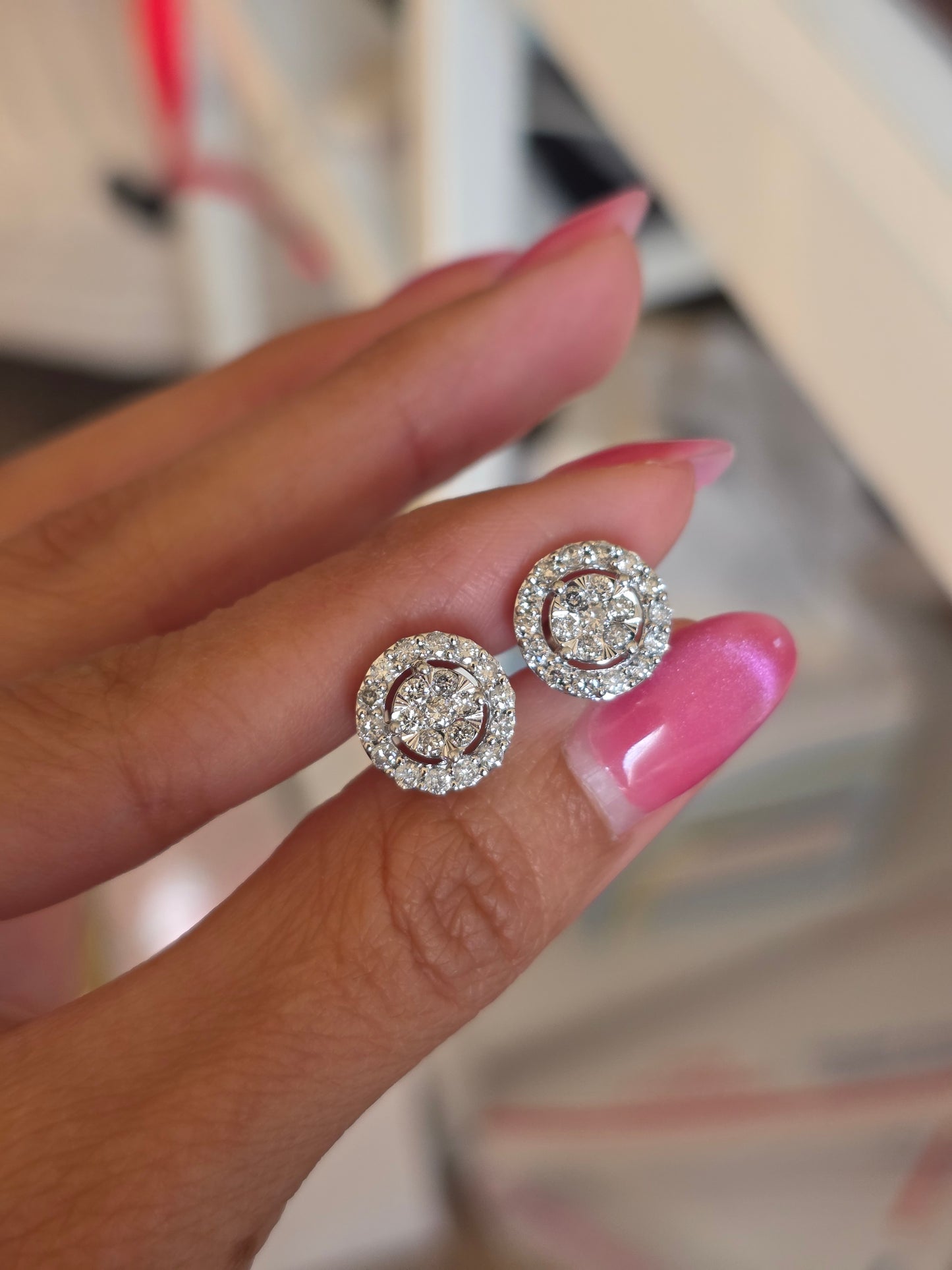 Gorgeous 10k White Gold Round Sparkling Diamond Cluster .68ctw Stud Earrings