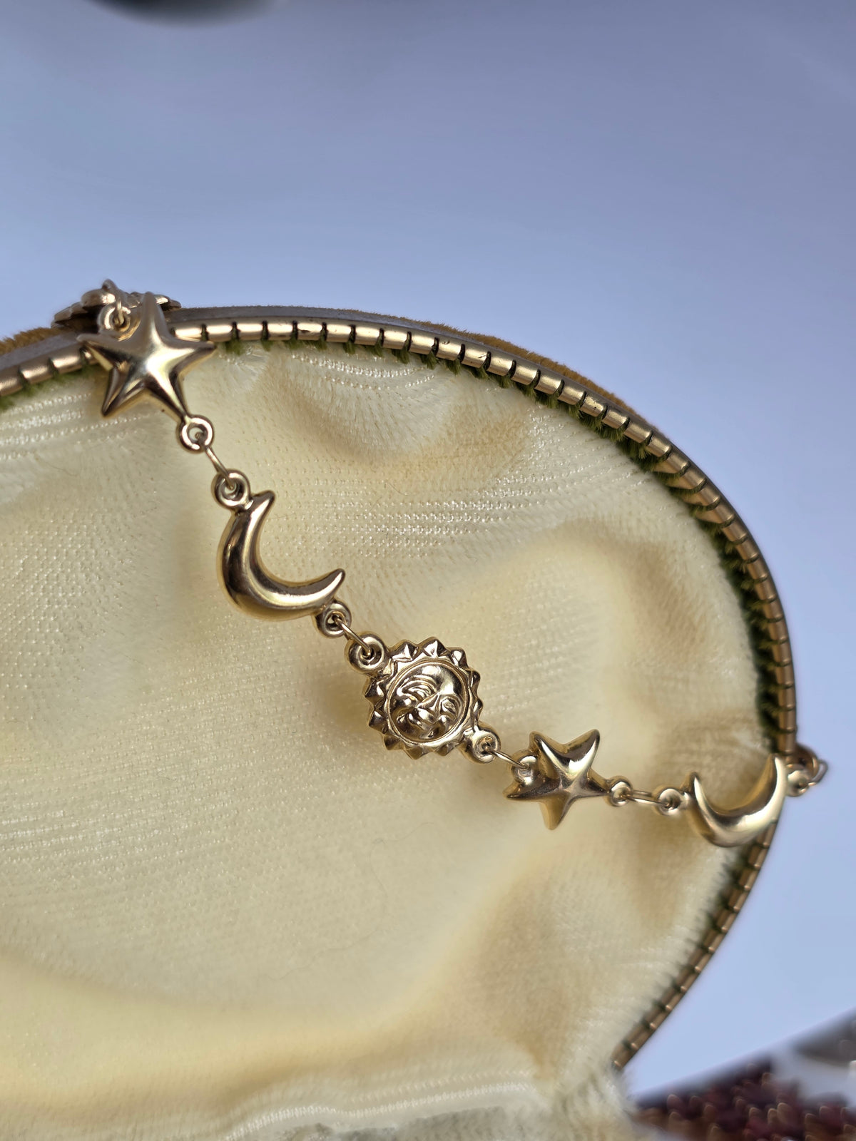 Beautiful 14k Gold Celestial Sun Star Puffy Moon Bracelet 6.75"