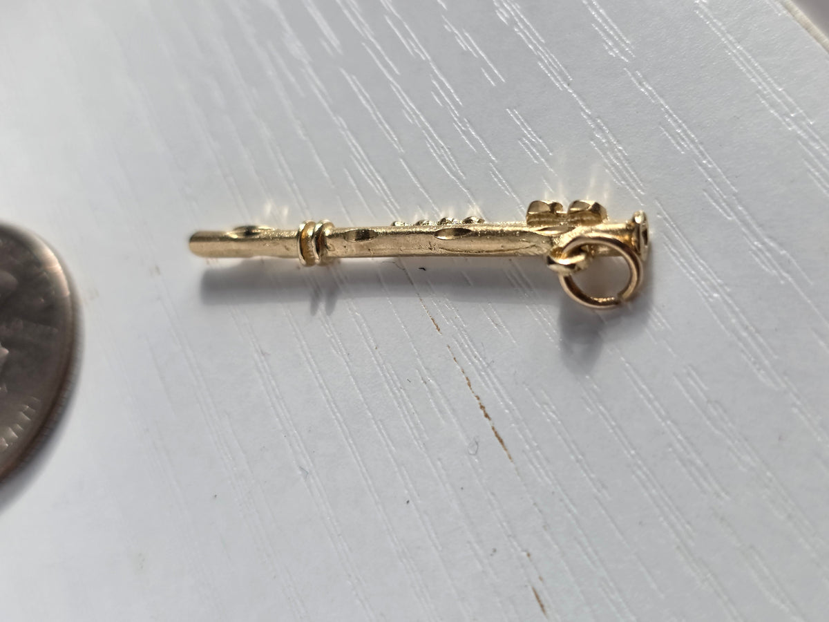 Adorable 14k Diamond Cut Textured Solid 3D Flute Charm (NO CHAIN)