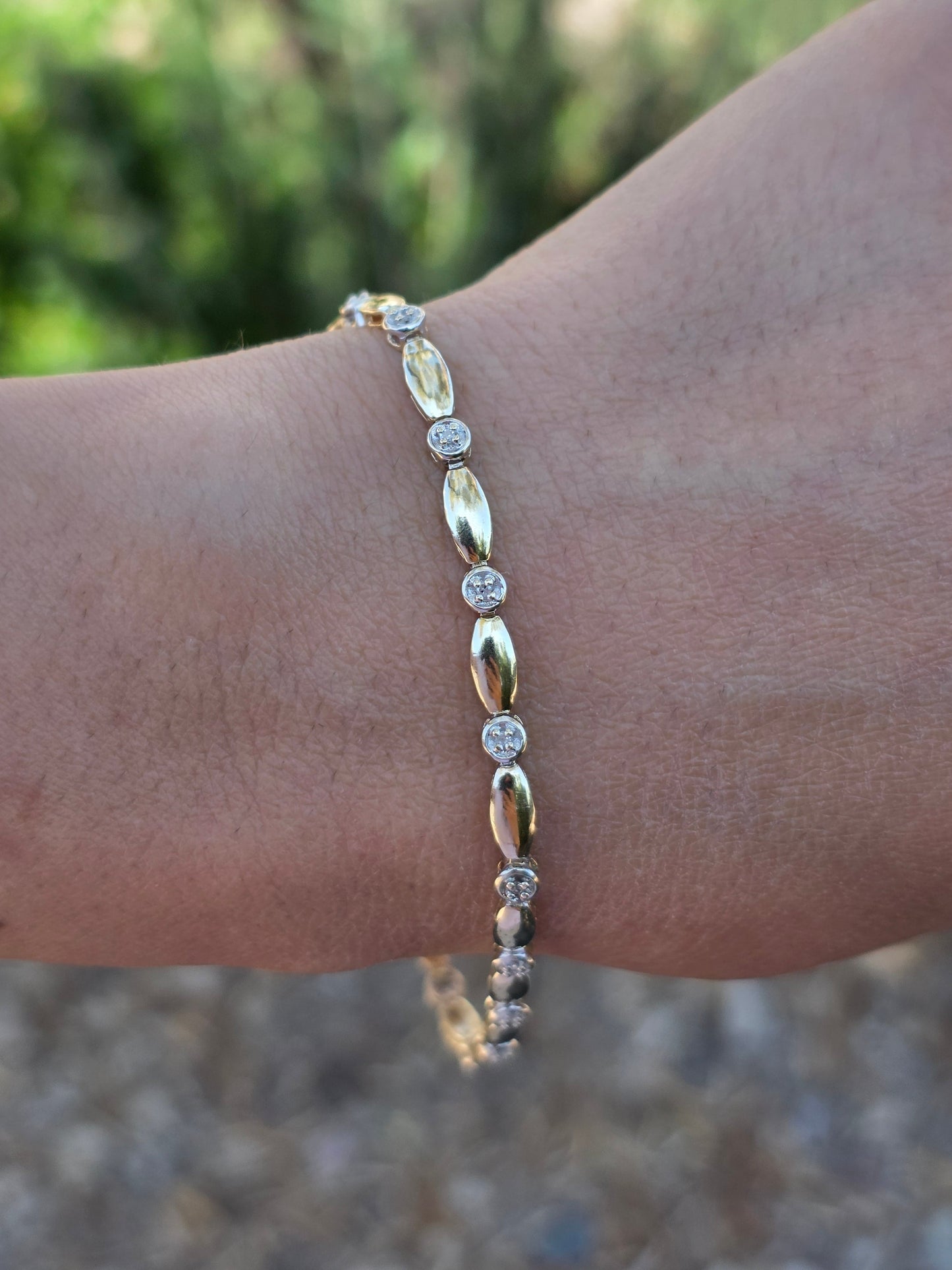 Pretty 10k Gold Marquise Link & Round Diamond Accented Tennis Bracelet 7.5"