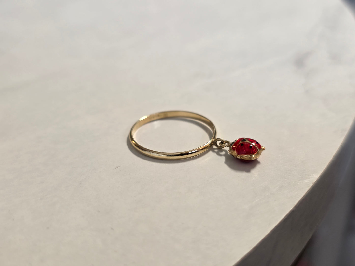Adorable 10k Gold Italian Made Enamel Ladybug Charm Dangle Ring Size Size 7