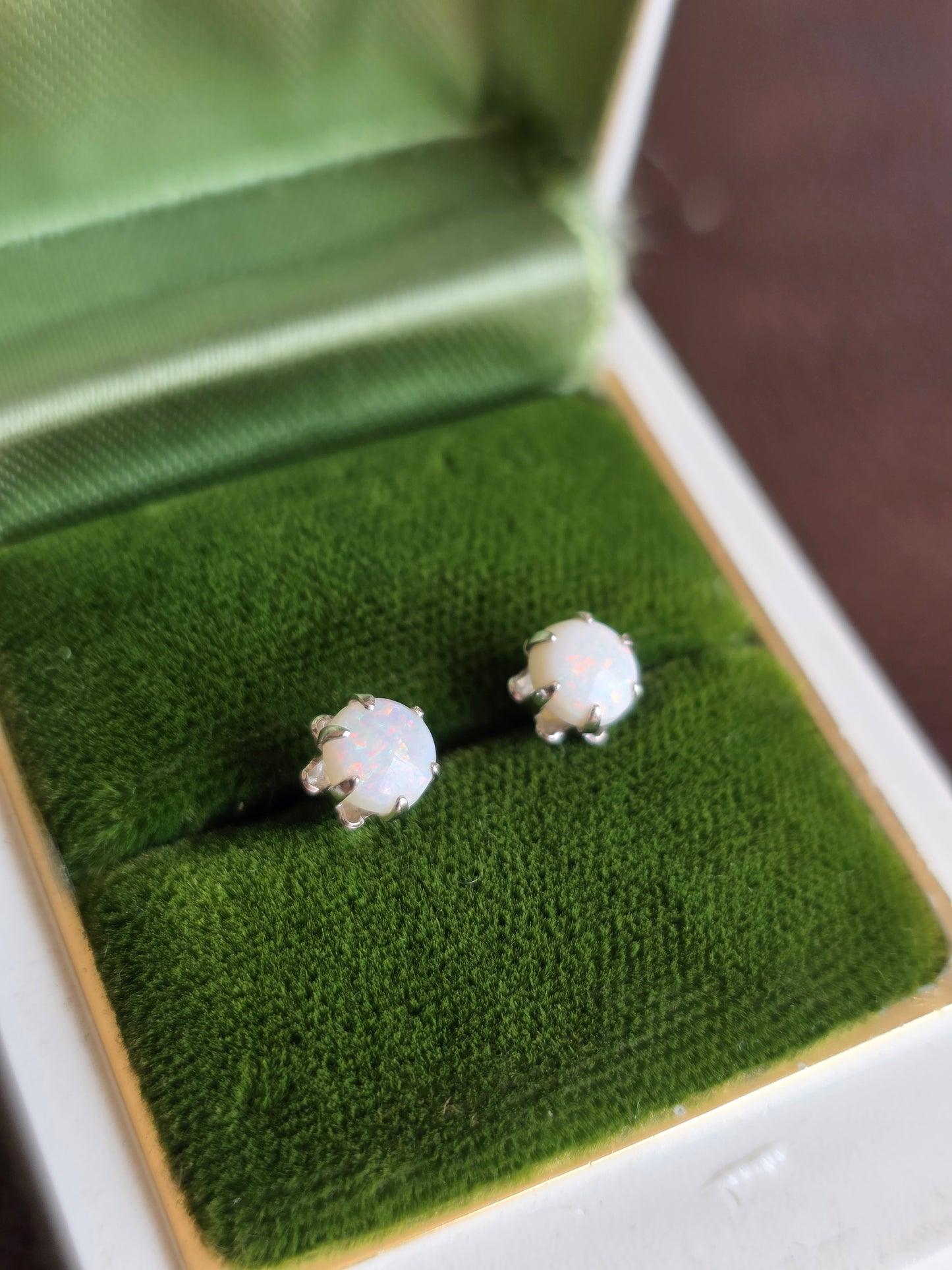 Pretty 14k White Gold 5mm Opal Studs Earrings | October Birthstone