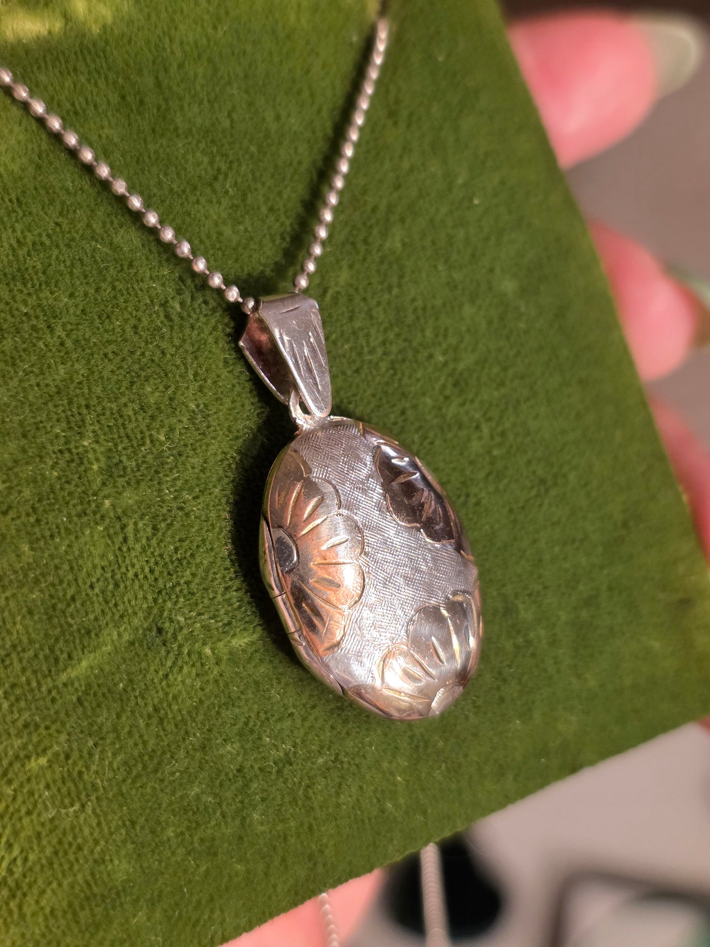Pretty Floral Sterling Silver Oval Locket Pendant (NO CHAIN)