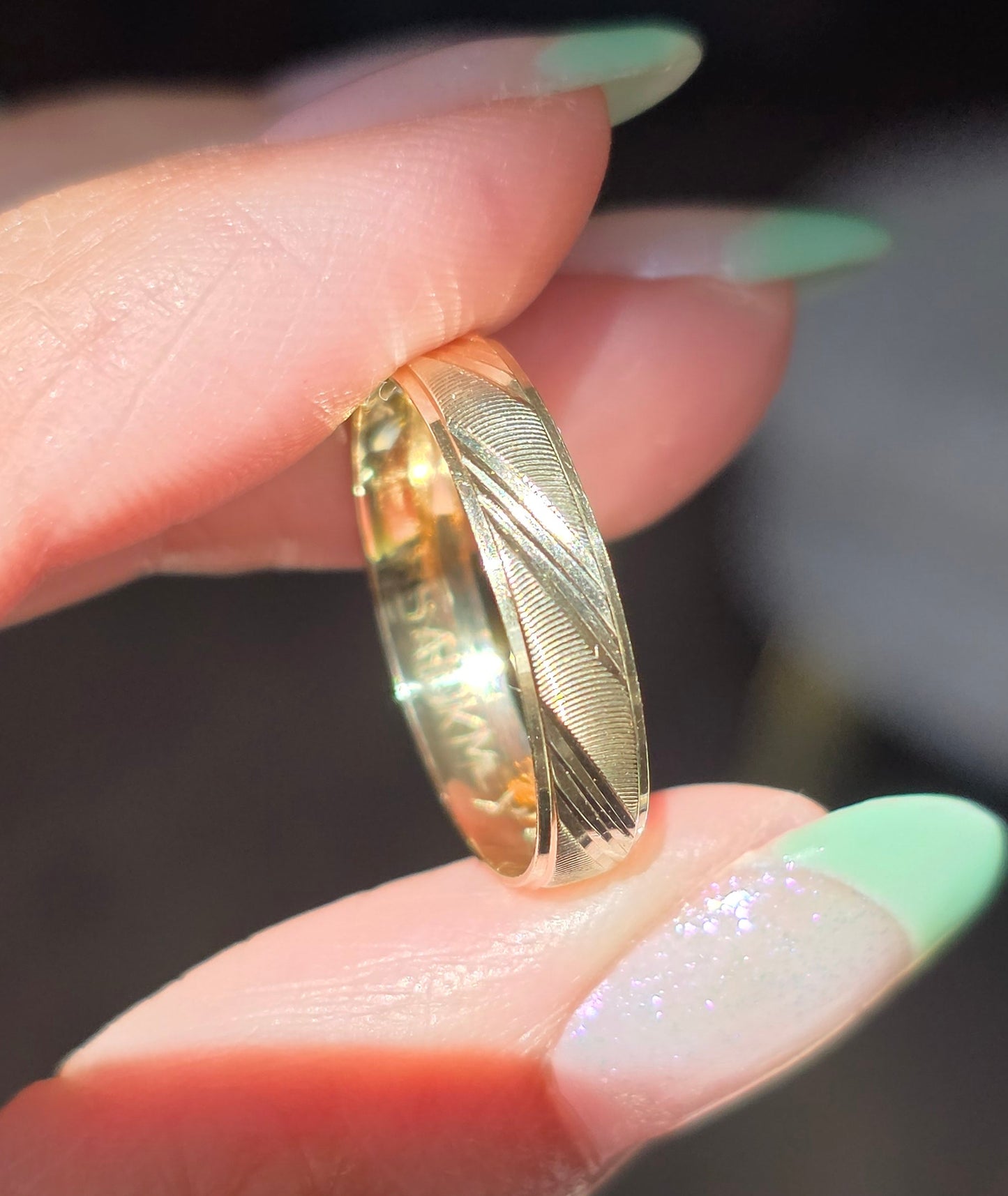 Pretty 10k Gold Diamond Cut Textured 4.1mm Wide Band Size 8.25