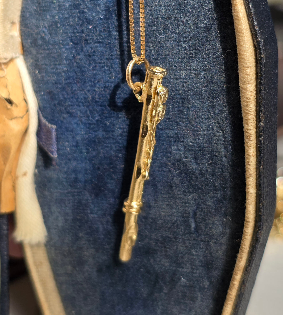 Adorable 14k Diamond Cut Textured Solid 3D Flute Charm (NO CHAIN)