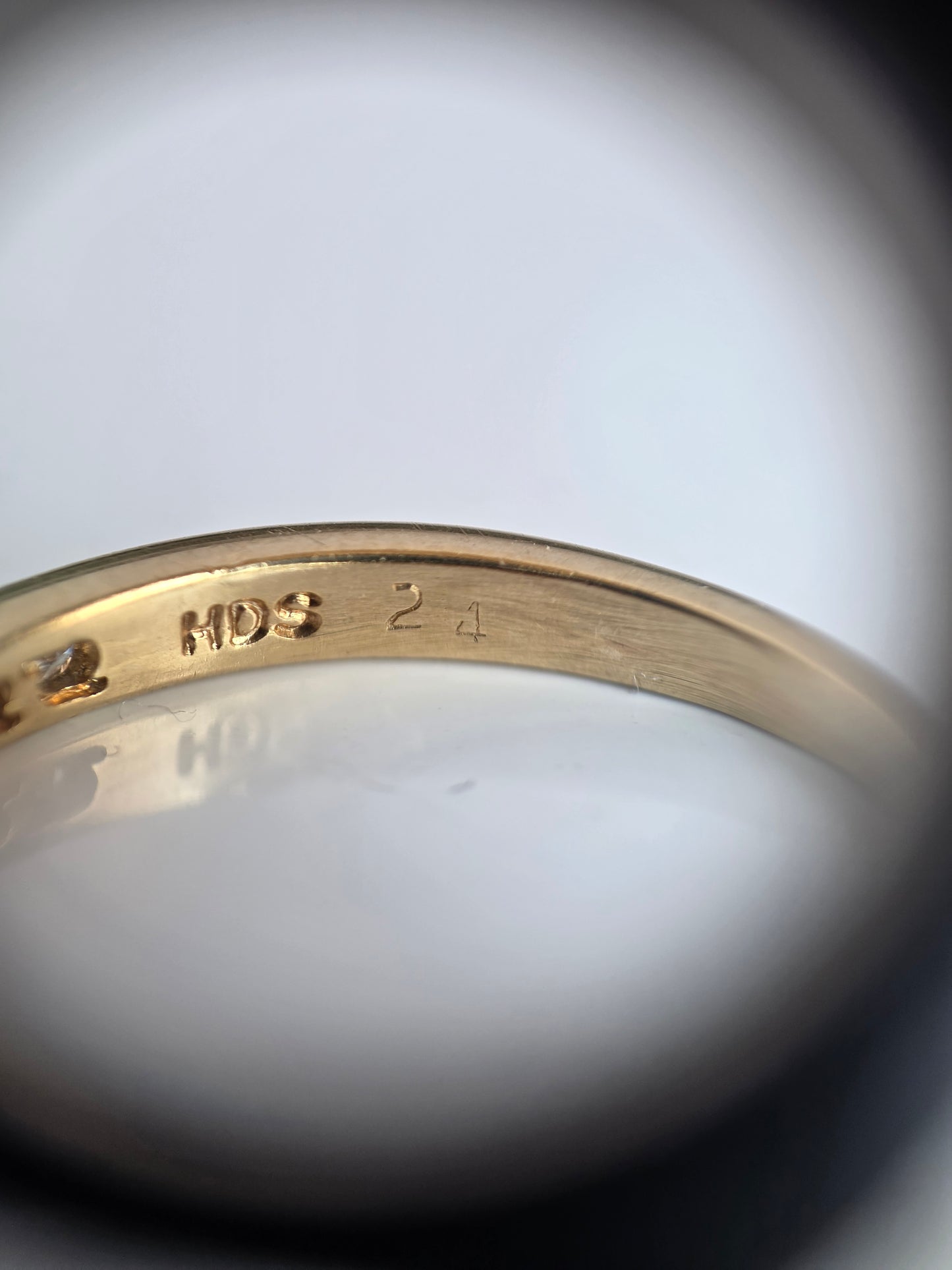 Beautiful 14k Gold Channel Set 1/4CTW Diamond Stacker Band Ring Size 7.5