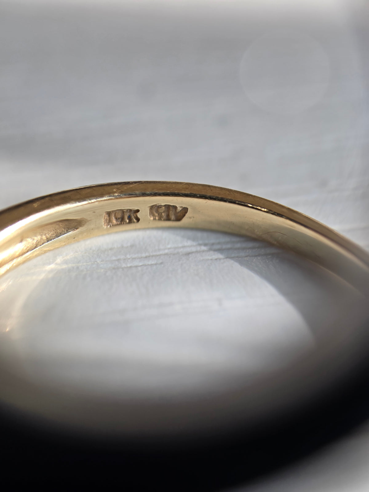Lovely 10k Gold Channel Set Emerald and Diamond Stacker Band Ring Size 8.75