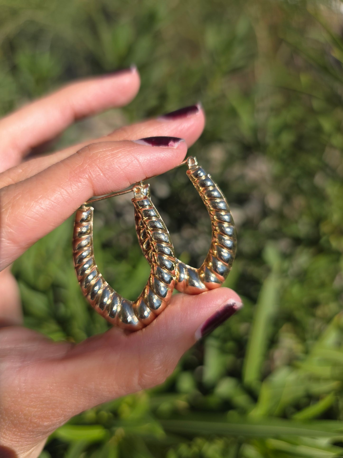 14k Croissant / Shrimp Style Elongated Hollow Statement Hoops Earrings