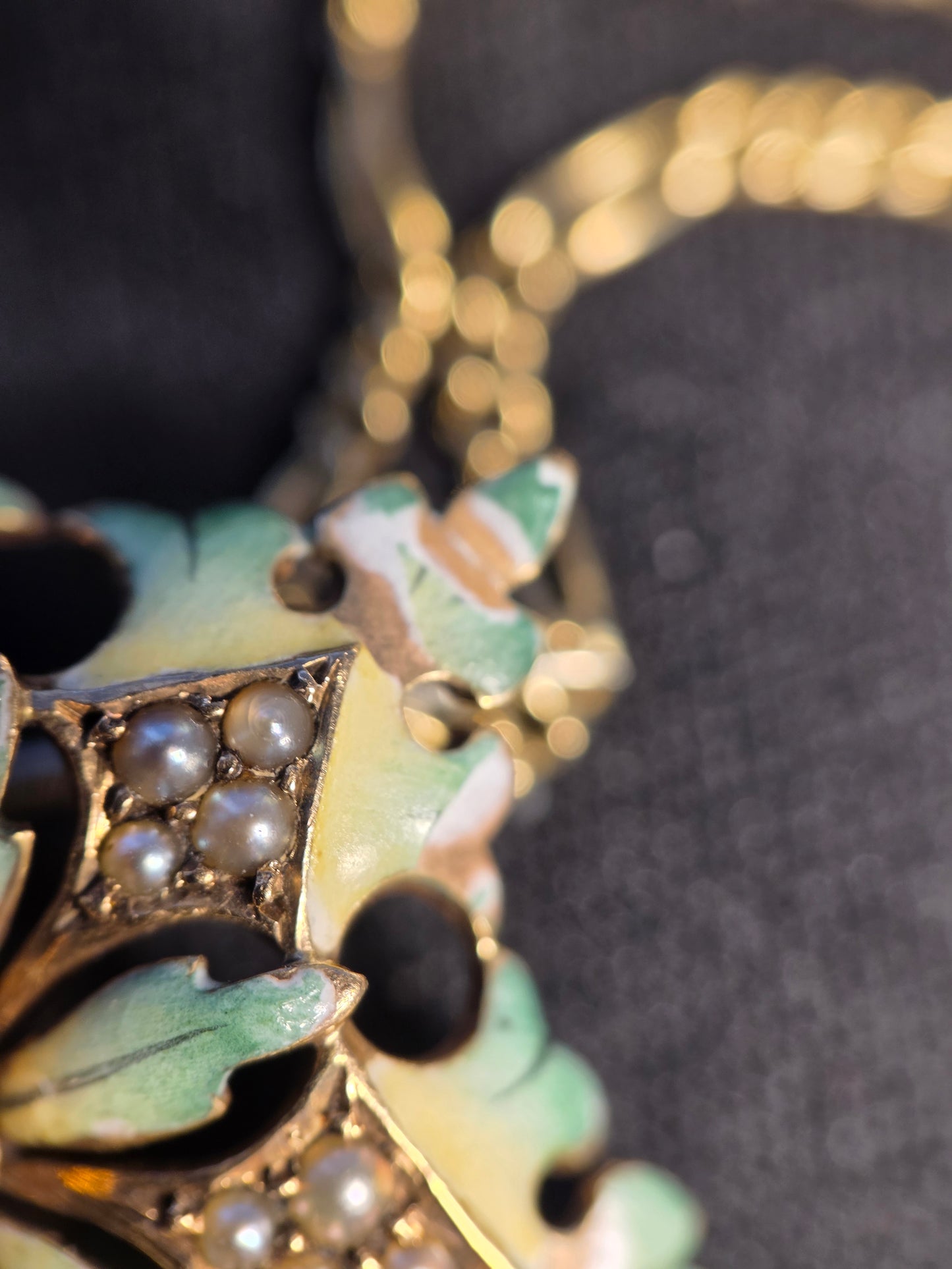 Pretty 10k Gold Enamel Seed Pearl and Garnet Star Brooch (NO CHAIN)