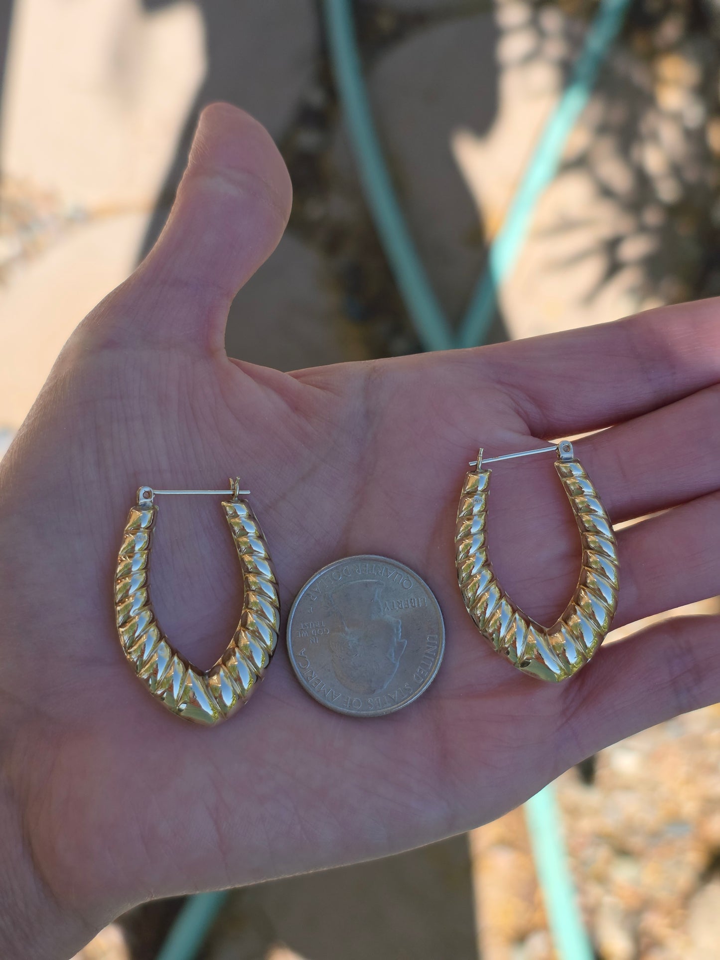 14k Croissant / Shrimp Style Elongated Hollow Statement Hoops Earrings