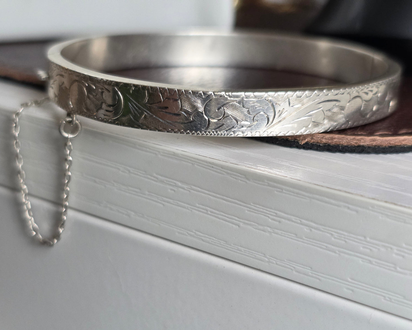 Sterling Silver Vintage Floral Etched Bangle Bracelet 6.75"