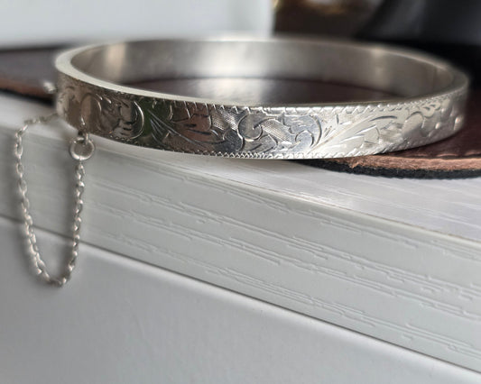 Sterling Silver Vintage Floral Etched Bangle Bracelet 6.75"