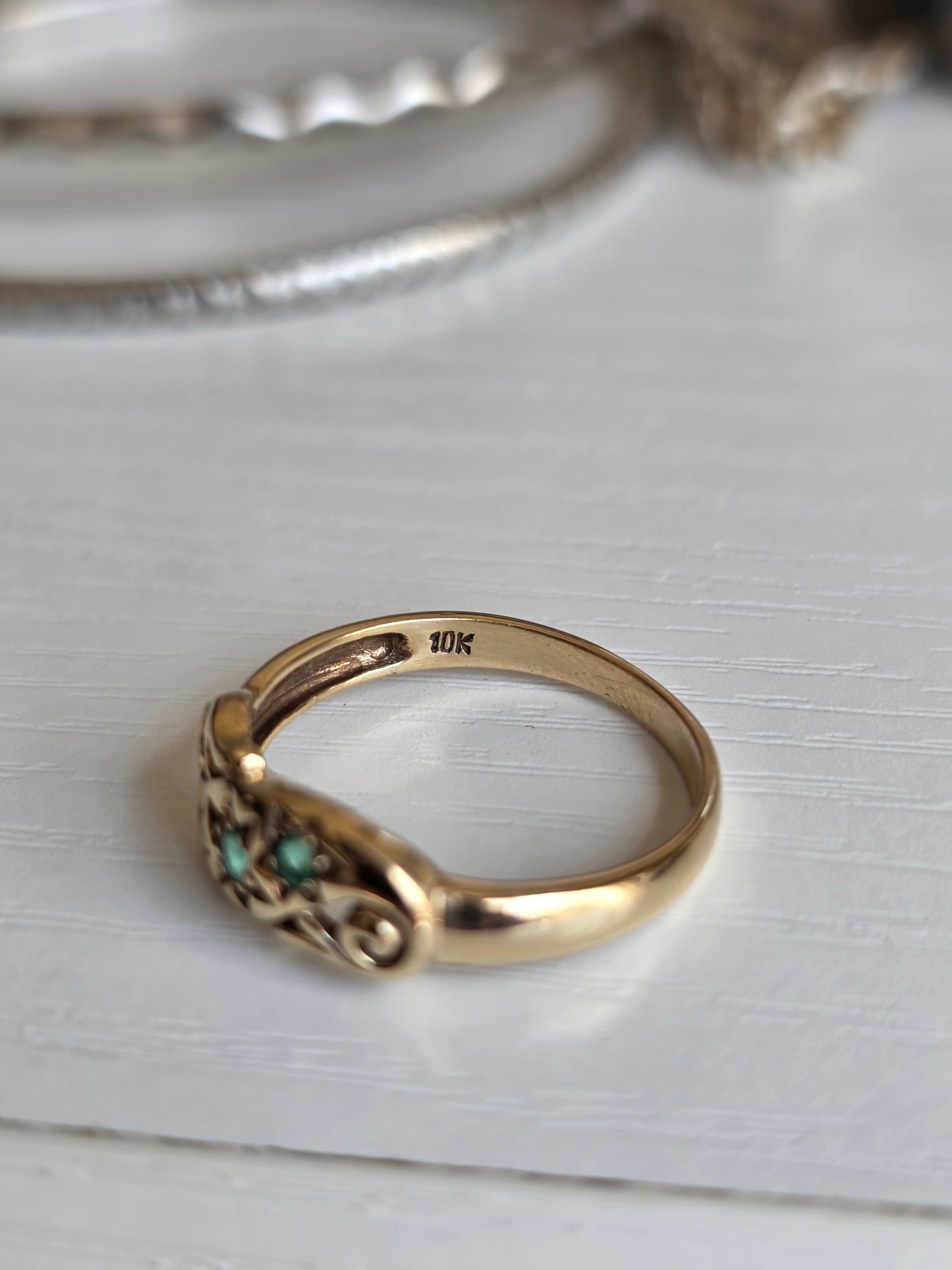 Beautiful Vintage 10k Star Set Emerald Antique Style "Boat" Ring Size 7.5