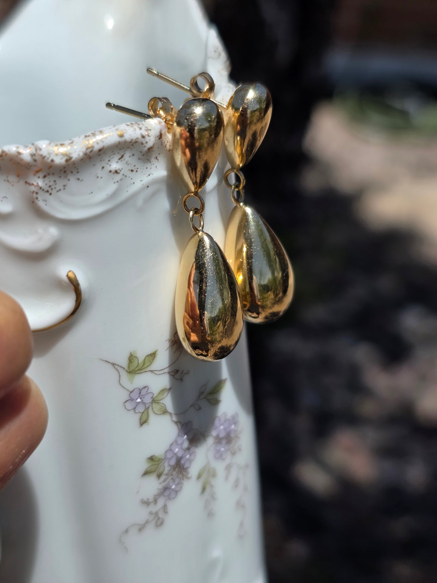 Elegant 14k Gold Tear Drop Dangle Statement Earrings