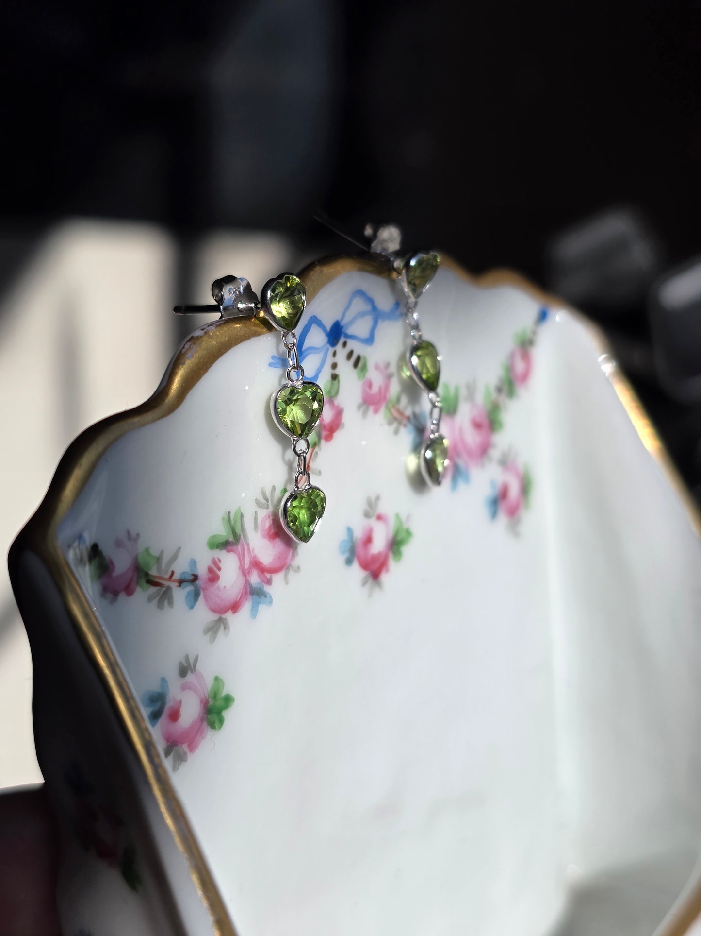 Pretty 14k White Gold Triple Heart Peridot Dangle Earrings August Birthstone