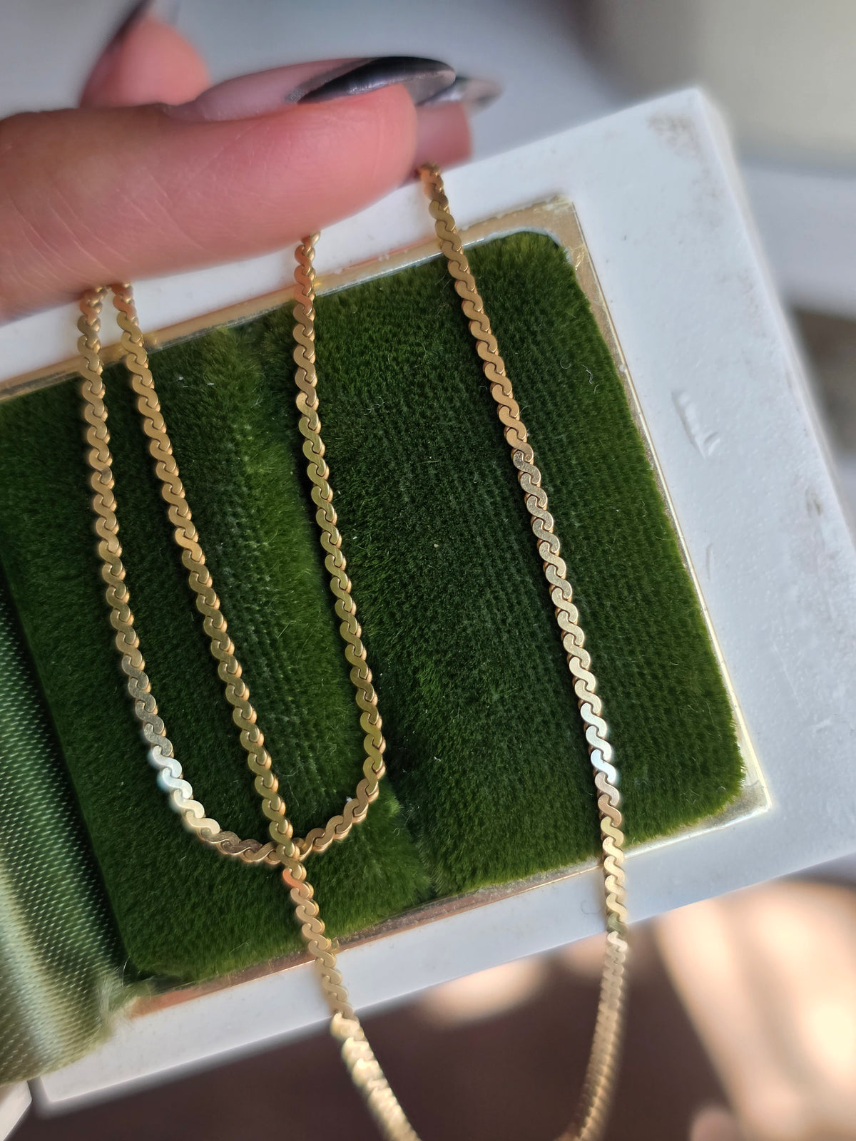 Italian Made 14k Gold Flat 1.3mm Serpentine Chain 18"