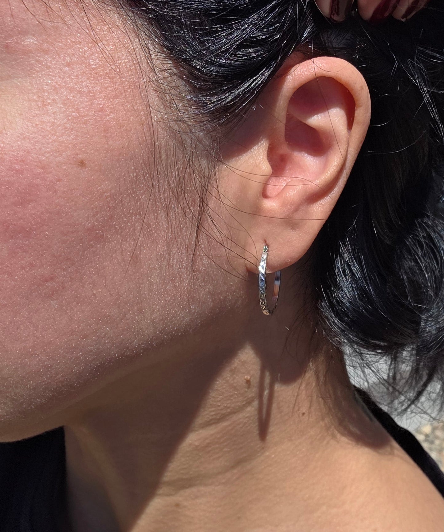 Sparkling Diamond Cut 14k White Gold Lightweight Hoops .78"