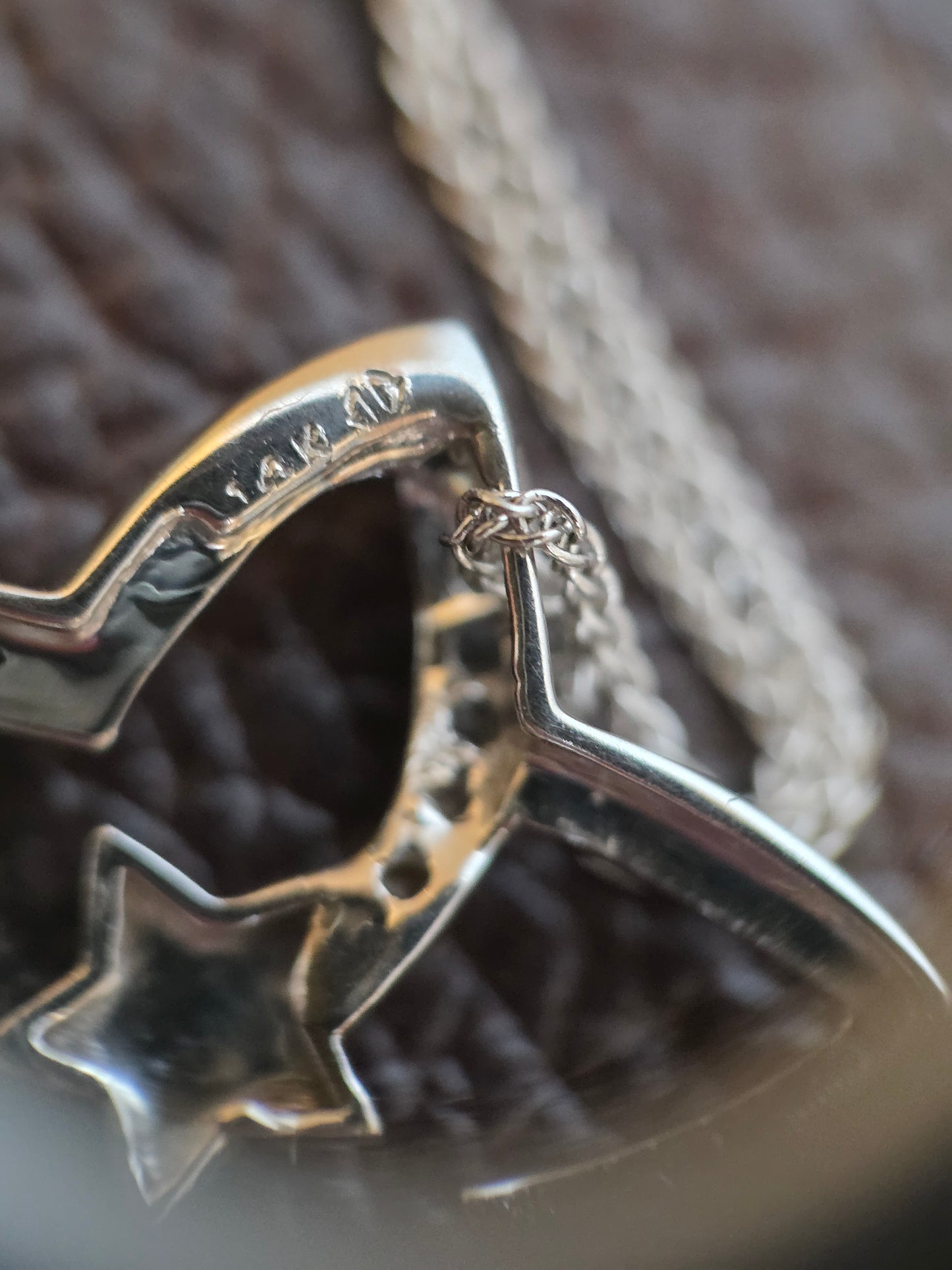 Beautiful 14k White Gold Diamond Star Pendant Necklace WITH CHAIN 18"