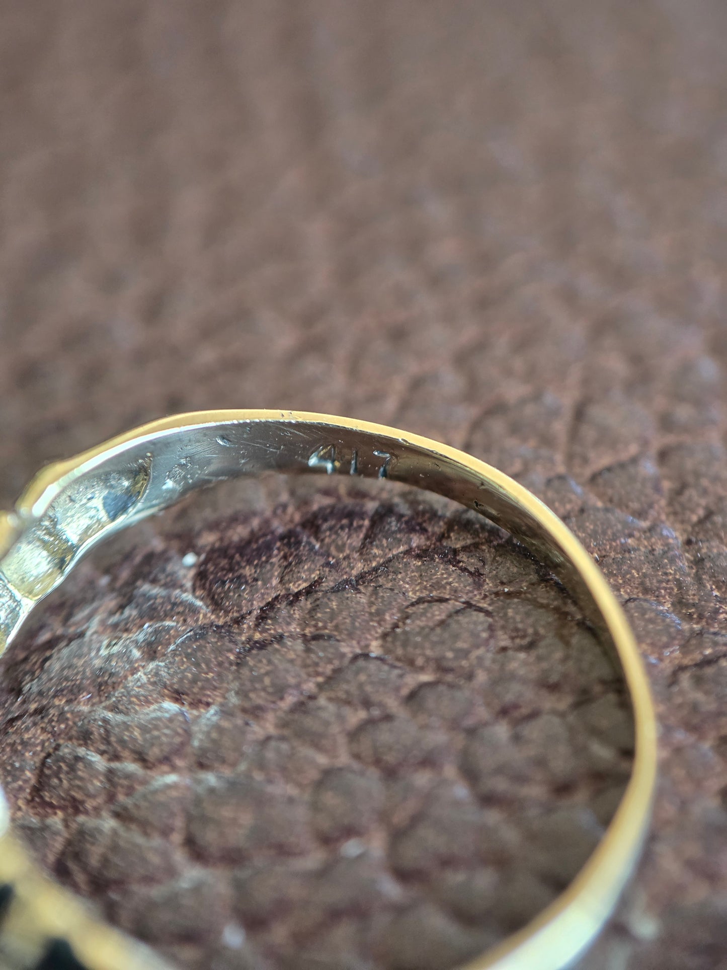 Adorable 10k Gold Purple Stone Pinky / Midi / Baby Ring Size 1.75