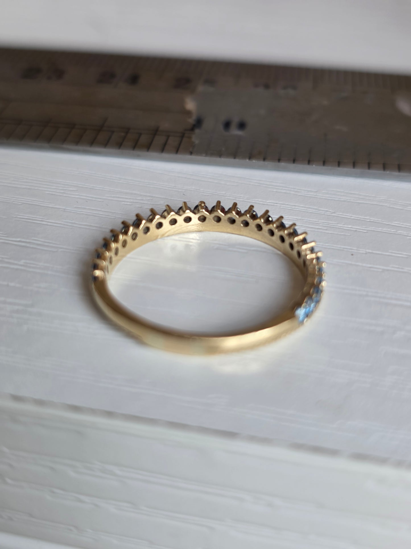 Beautiful 10k Gold 3/4 Eternity Blue Tourmaline .75CTW Gemstone Stacker Ring Size 7