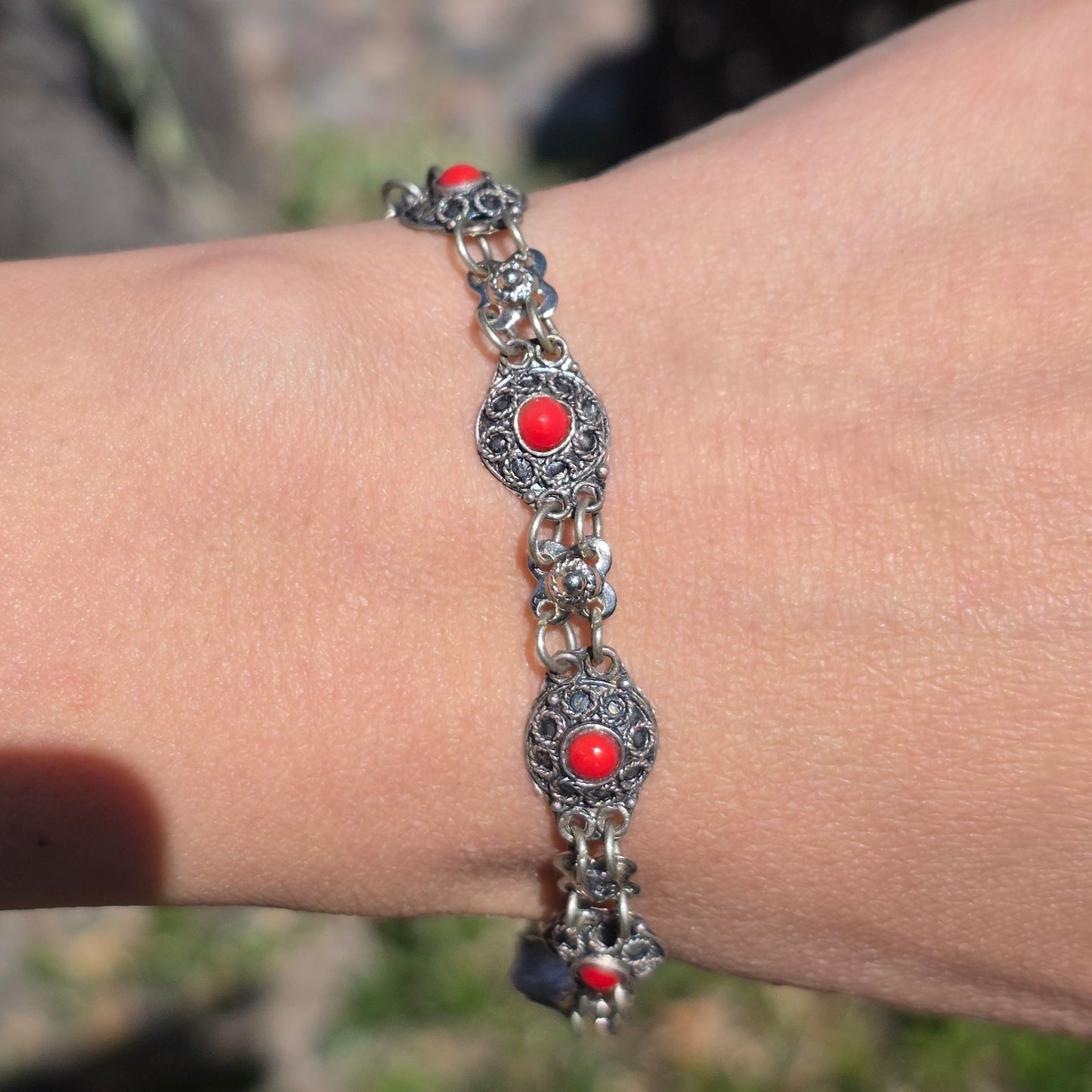 Pretty Sterling Silver Synthetic Red Coral Bracelet 7"