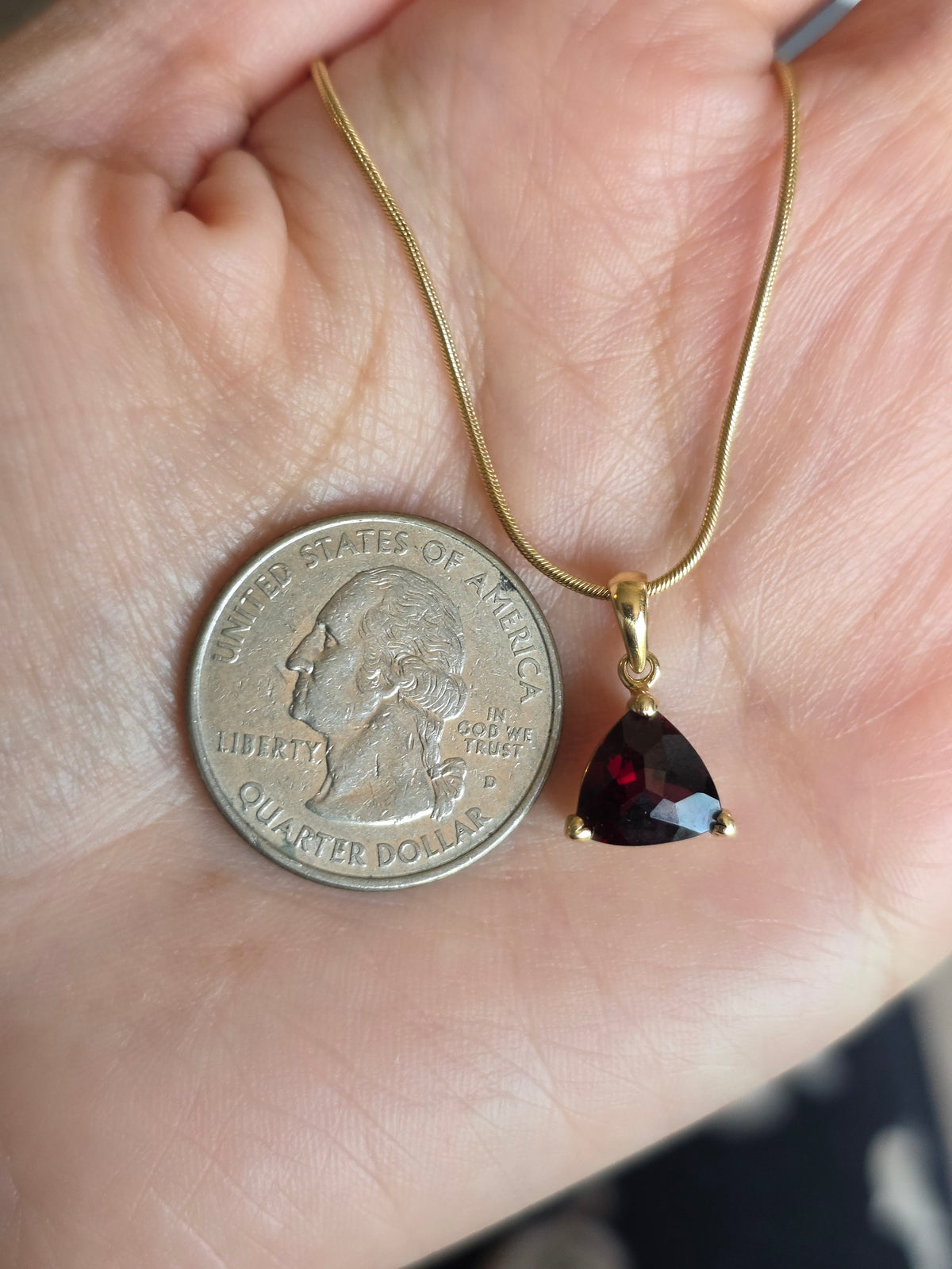 10k Gold Trillion Cut 2 Carat Garnet Solitaire Pendant (NO CHAIN)