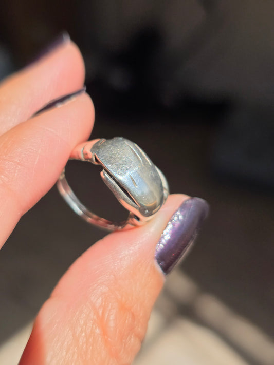 Vintage Sterling Silver "Fede" Hands Ring Size 4.25
