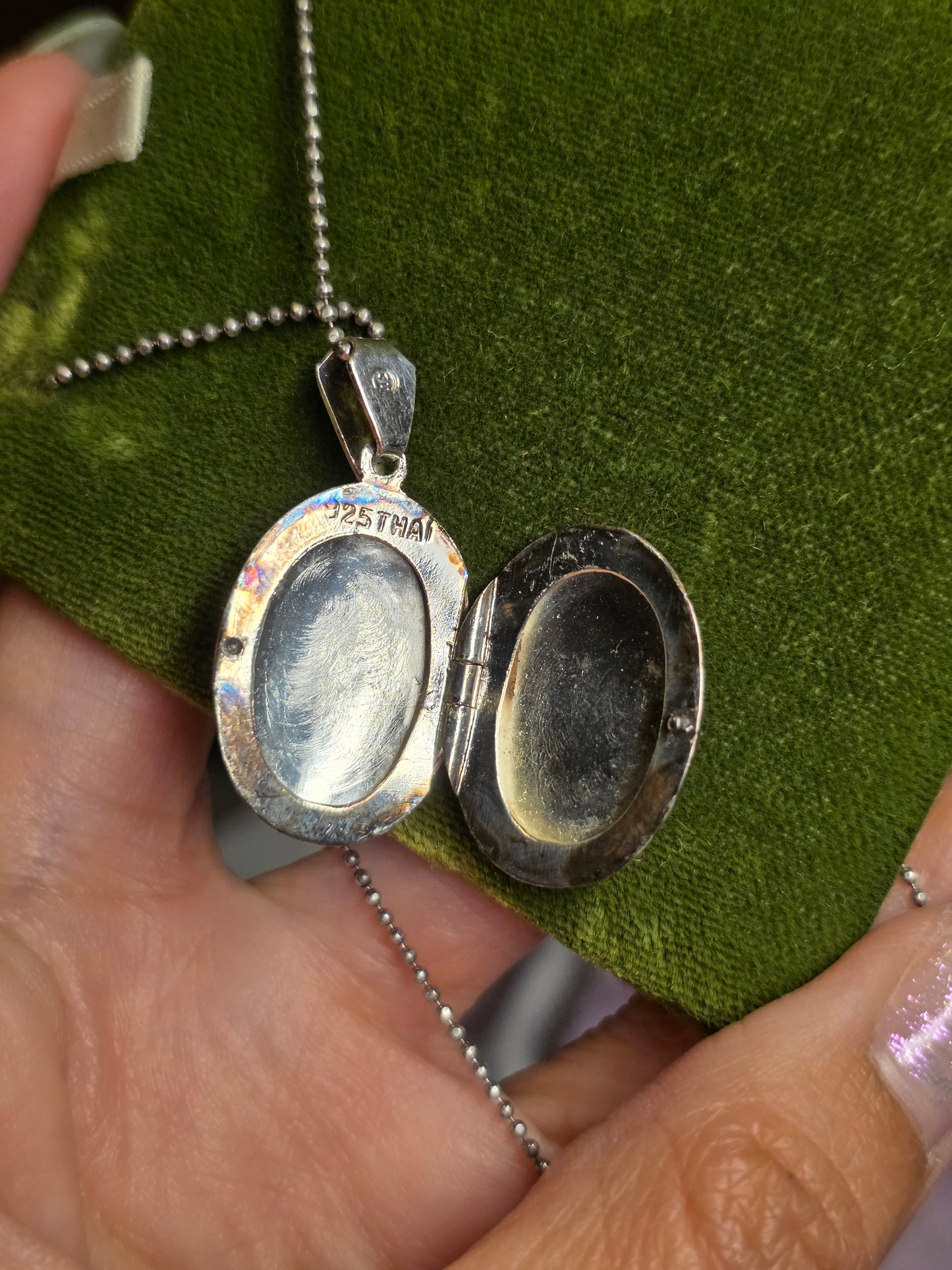 Pretty Floral Sterling Silver Oval Locket Pendant (NO CHAIN)