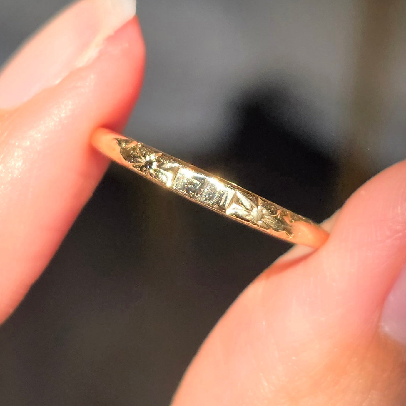 Pretty Vintage 14k Gold Floral Skinny Stacker Band Ring Size 6.25