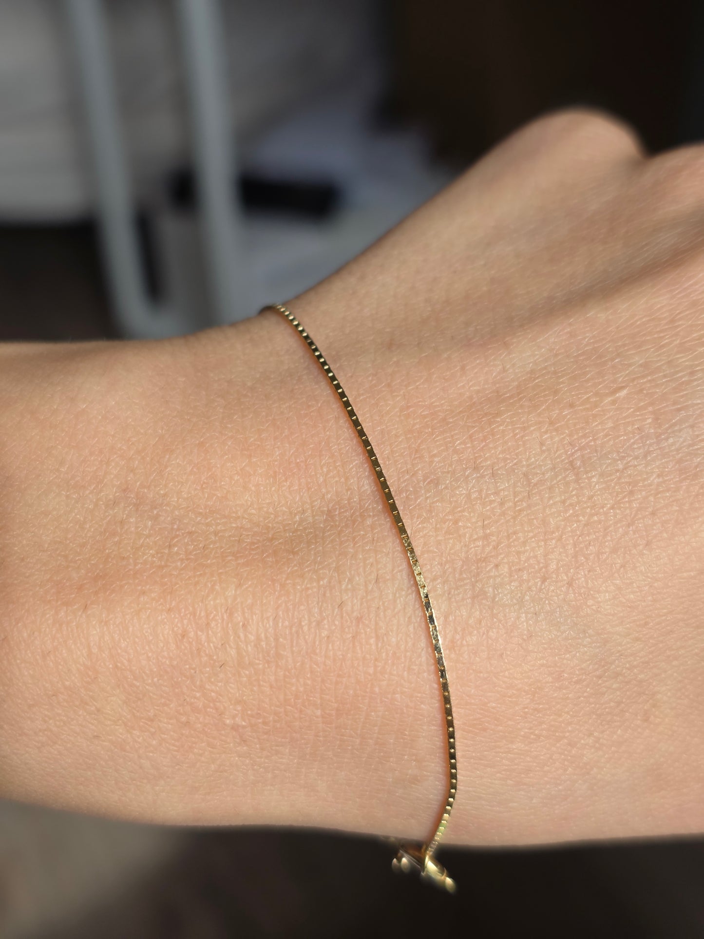 Lovely Minimalist 14k Gold Dainty 0.7mm Wide Box Chain Bracelet 7"