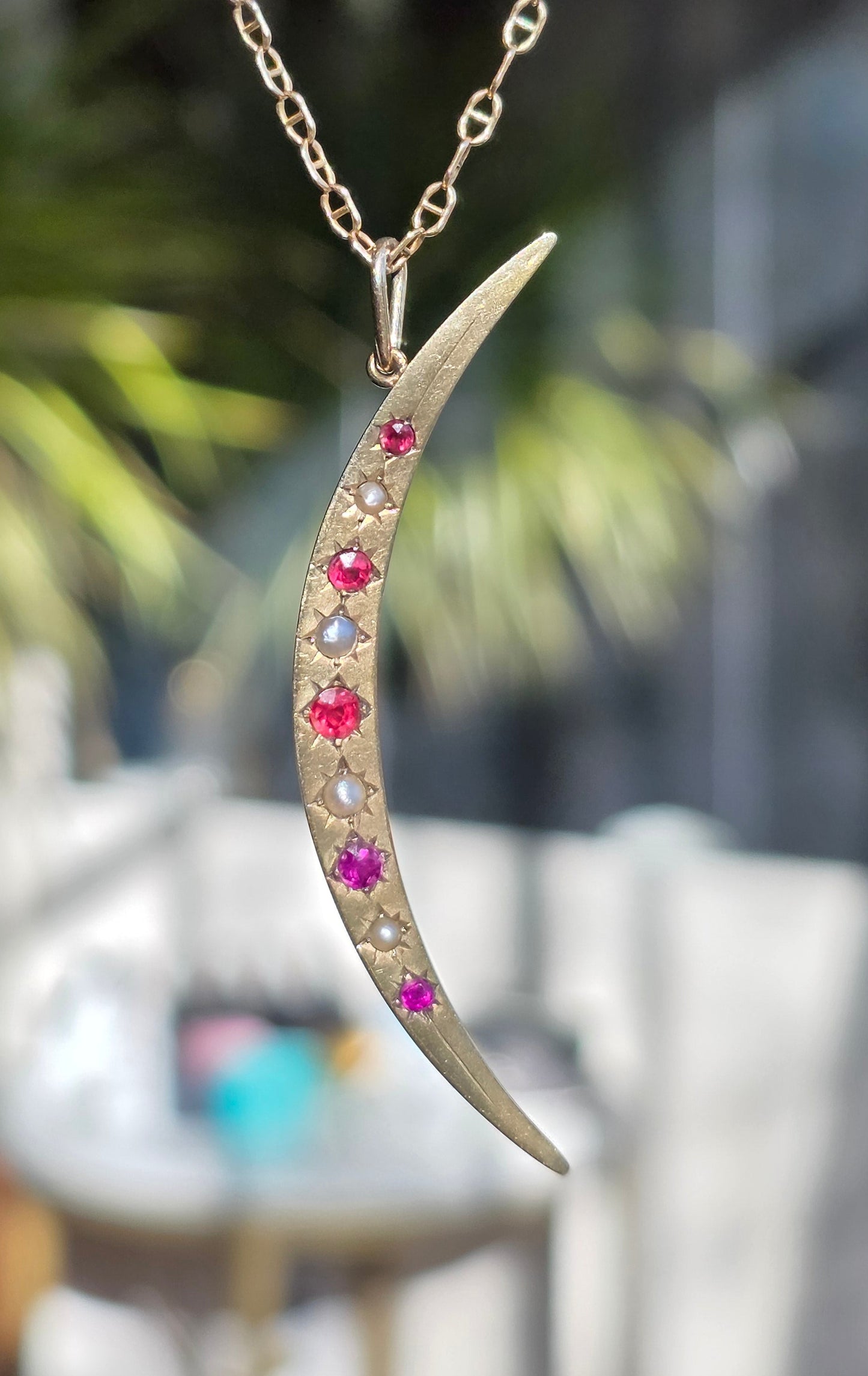 Beautiful Vintage 9k Gold Pearl & Gemstone Crescent Moon Pendant (NO CHAIN)