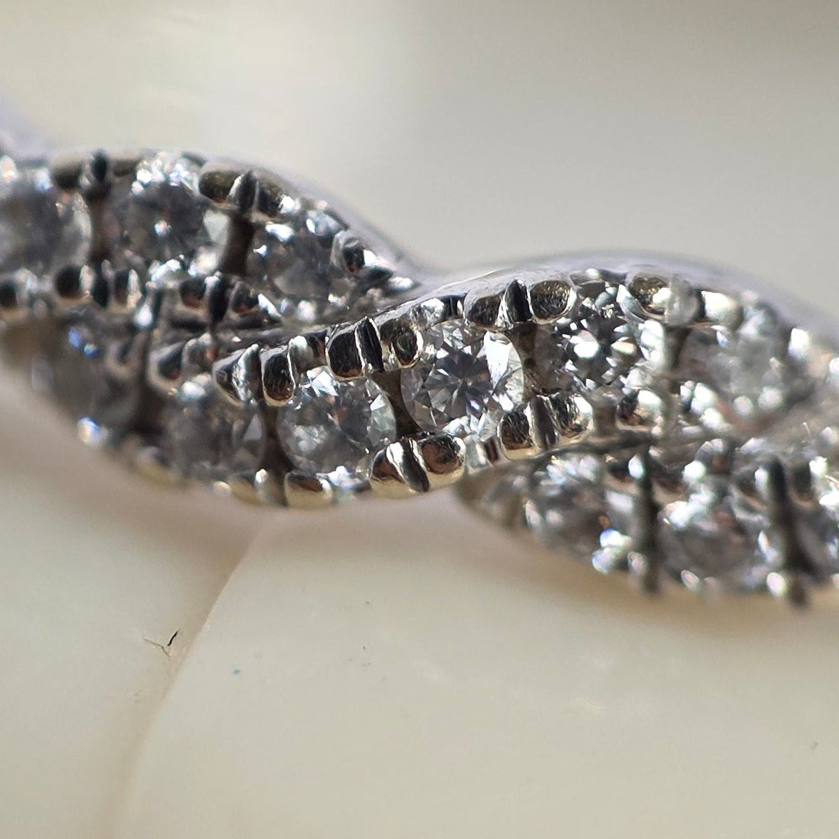 Gorgeous 14k White Gold Braided Diamond Anniversary Band Neil Lane Ring Size 6