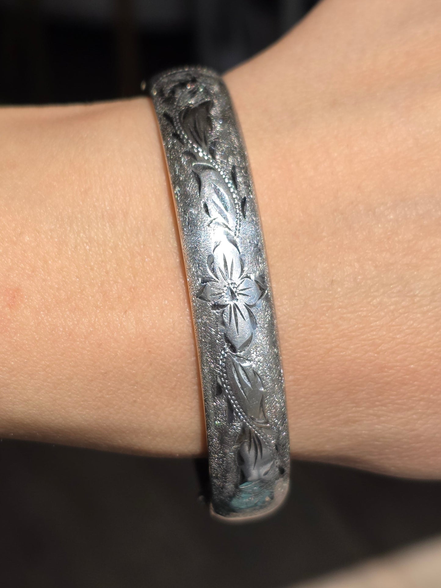 Beautiful Vintage Floral Etched Sterling Silver Bangle Bracelet 6.5"