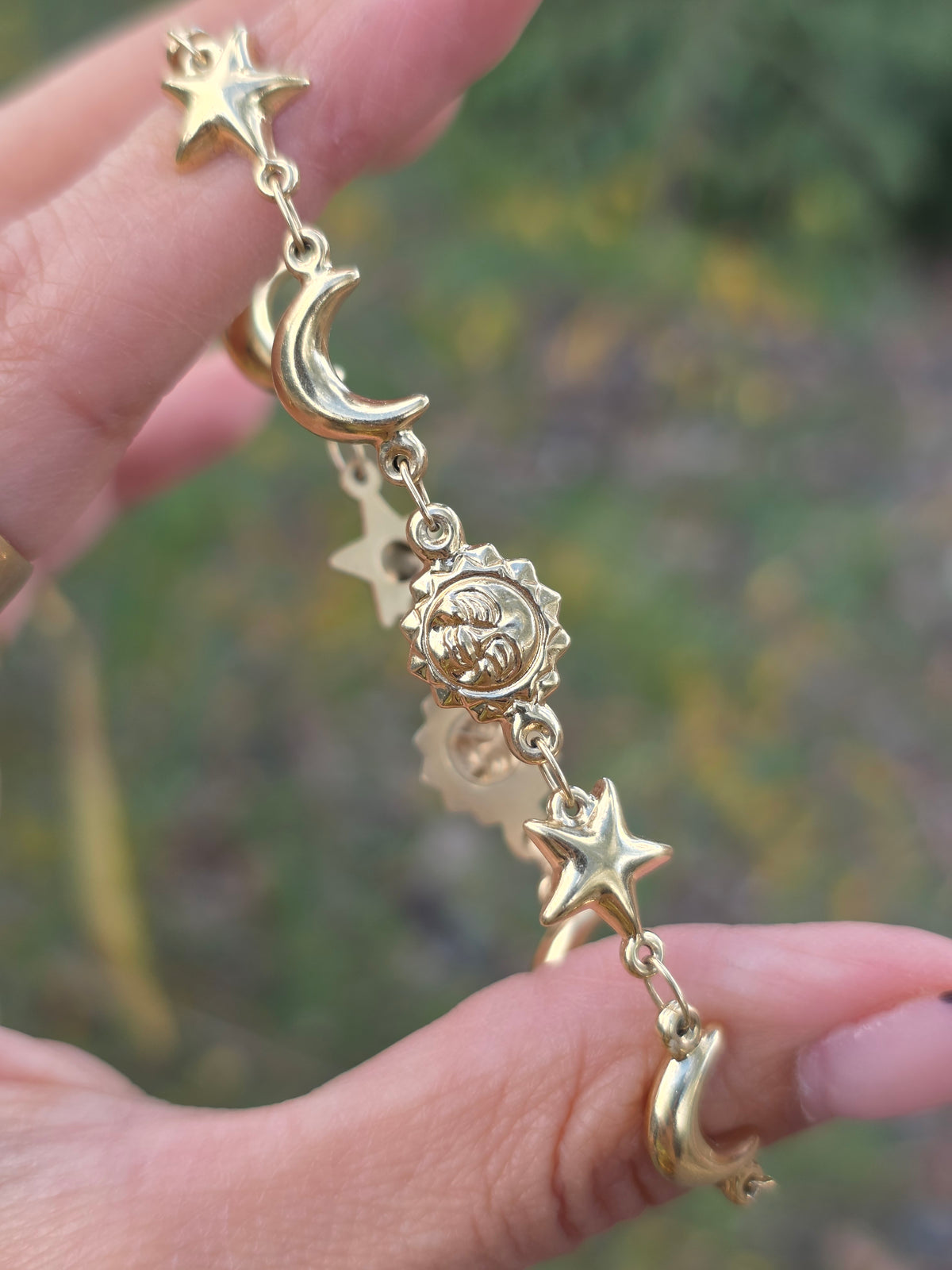 Beautiful 14k Gold Celestial Sun Star Puffy Moon Bracelet 6.75"