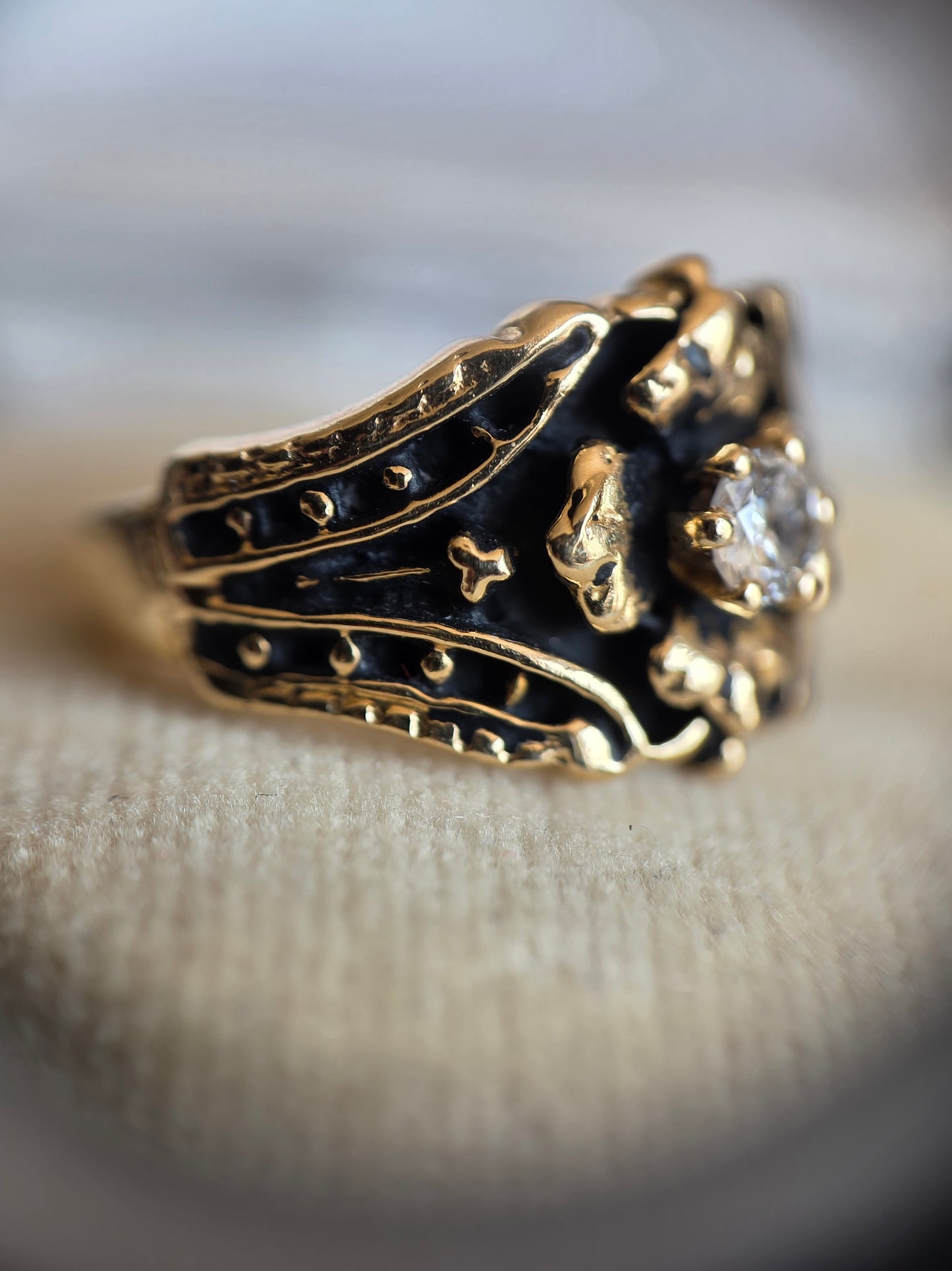 Awesome 14k Gold Diamond Blacked Out Oxidized Flower Statement Ring Size 4.5