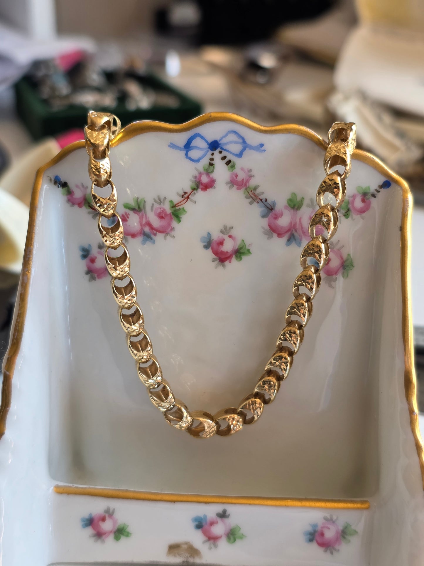 Stunning 14k Gold Vintage Tulip Link Textured Open Box Chain Necklace 18"