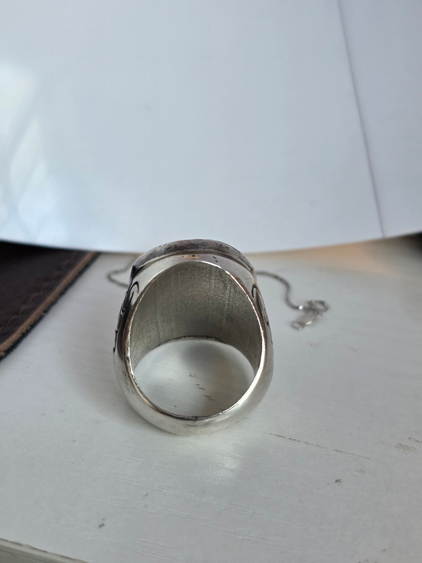 Amazing Solid Sterling Silver Heavy 1 OZ+ Gemstone Inlay Southwestern Style Bird Oval Signet Statement Ring Size 10.5