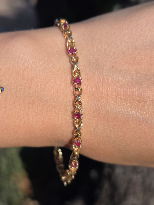 Beautiful 14k Gold Ruby Tennis Bracelet 7"