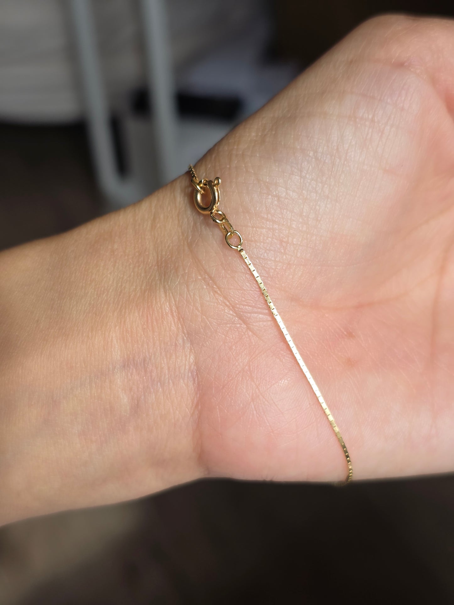 Lovely Minimalist 14k Gold Dainty 0.7mm Wide Box Chain Bracelet 7"