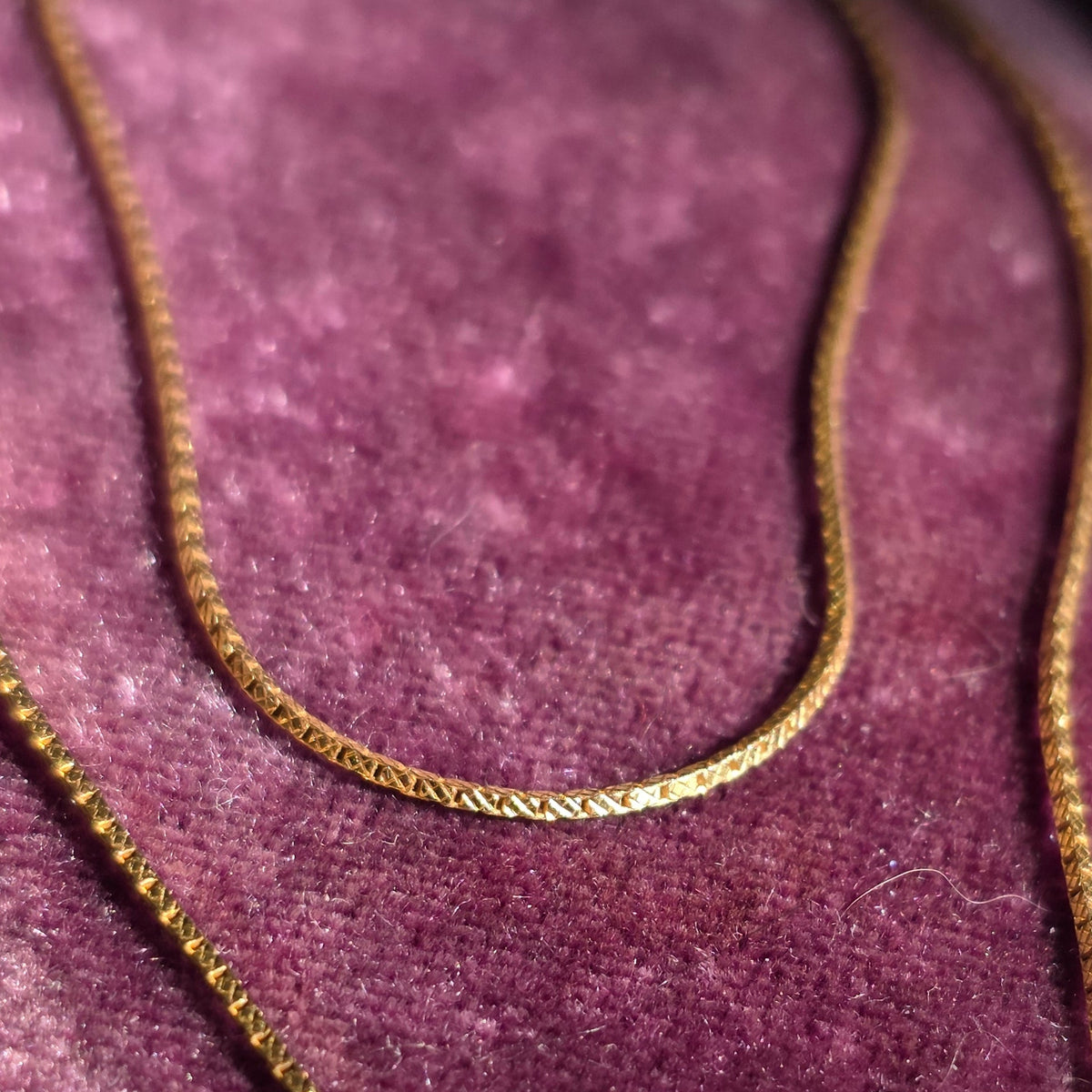 Textured 14k Gold Box Chain 18.25"
