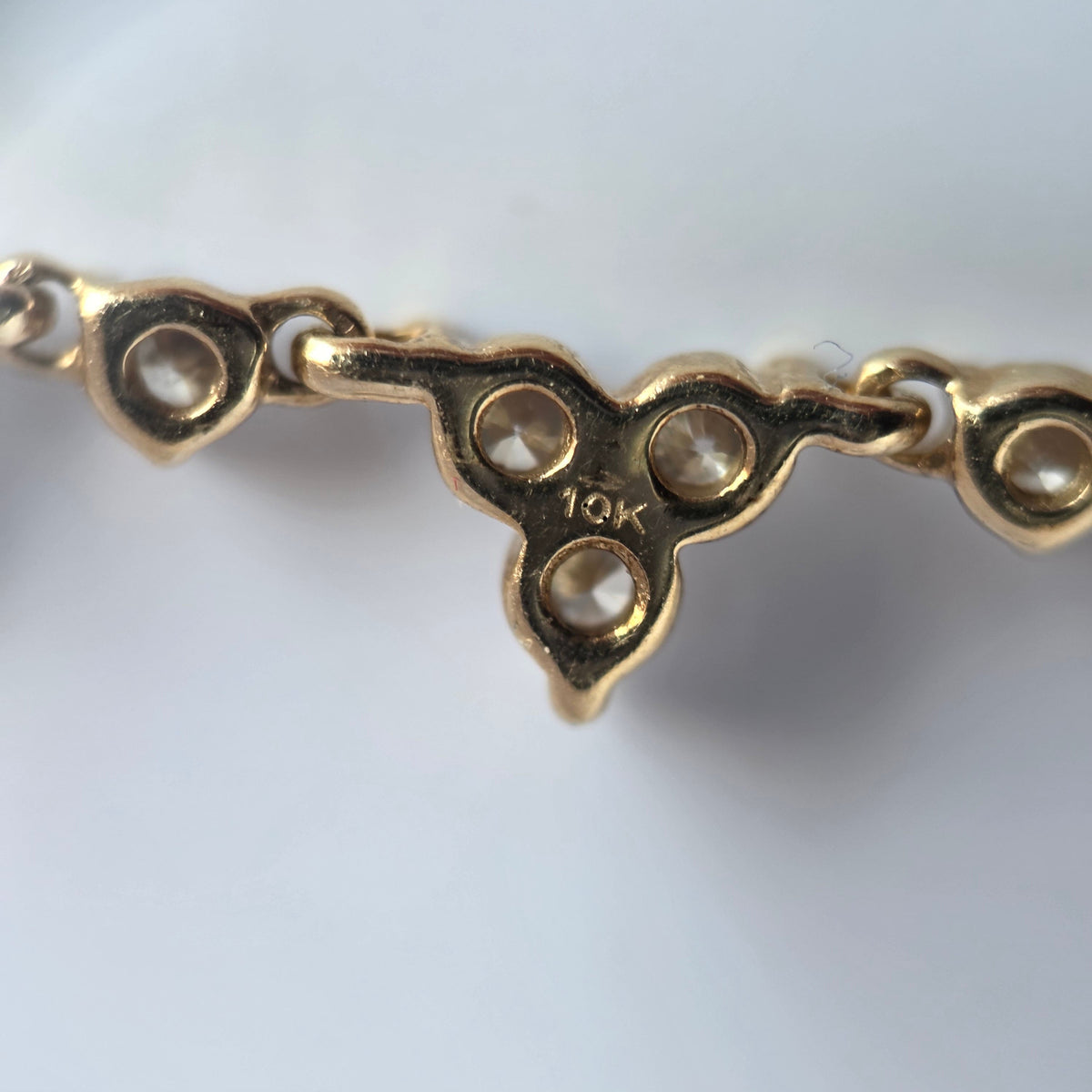 Gorgeous 10k Gold Dainty .40CTW Trefoil Diamond Station Necklace Adjustable Length 16"/17"/18"