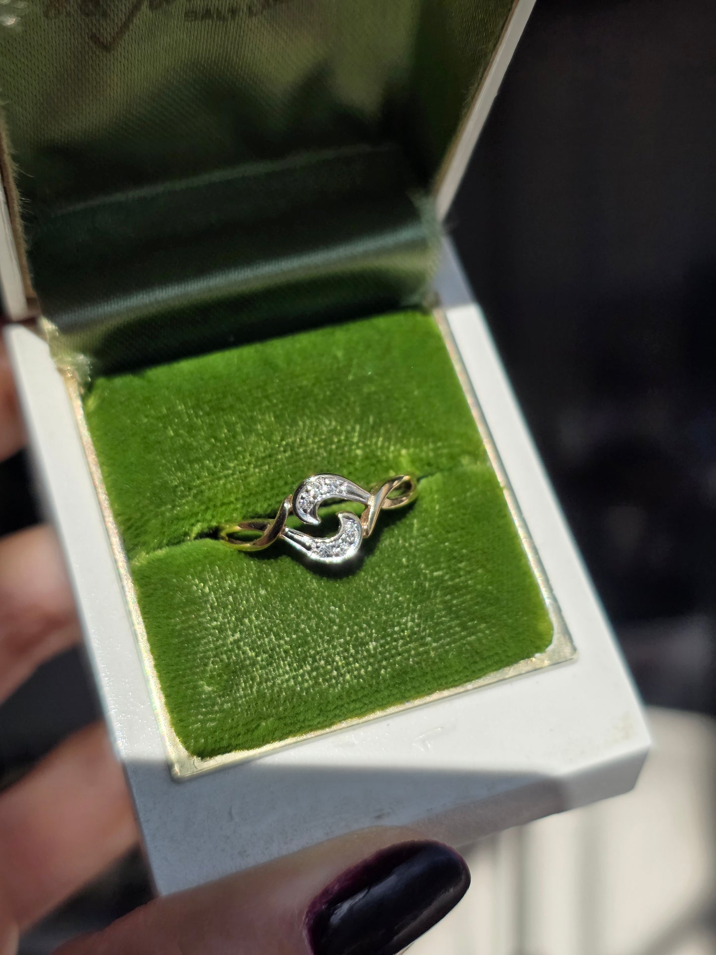 Pretty 2Tone 10k Diamond Ring Size 6.5