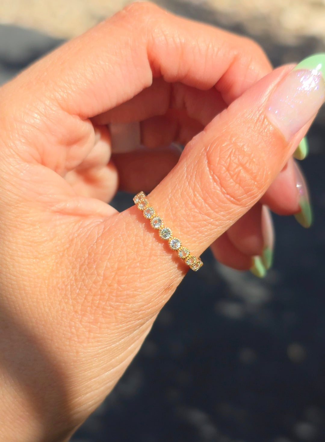 Gorgeous 14k Gold 1.10TCW Pale Blue Sapphire Bezel Set Full Eternity Band Ring Size 7