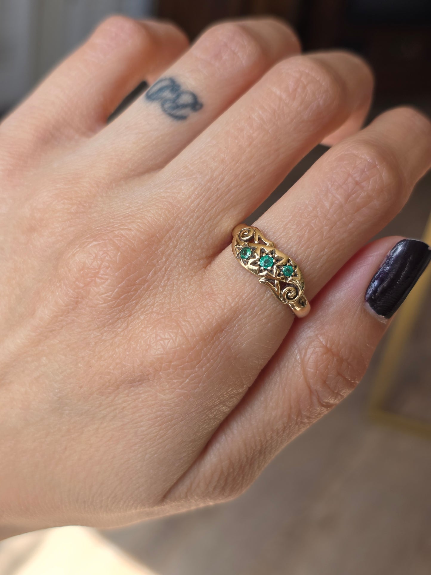 Beautiful Vintage 10k Star Set Emerald Antique Style "Boat" Ring Size 7.5