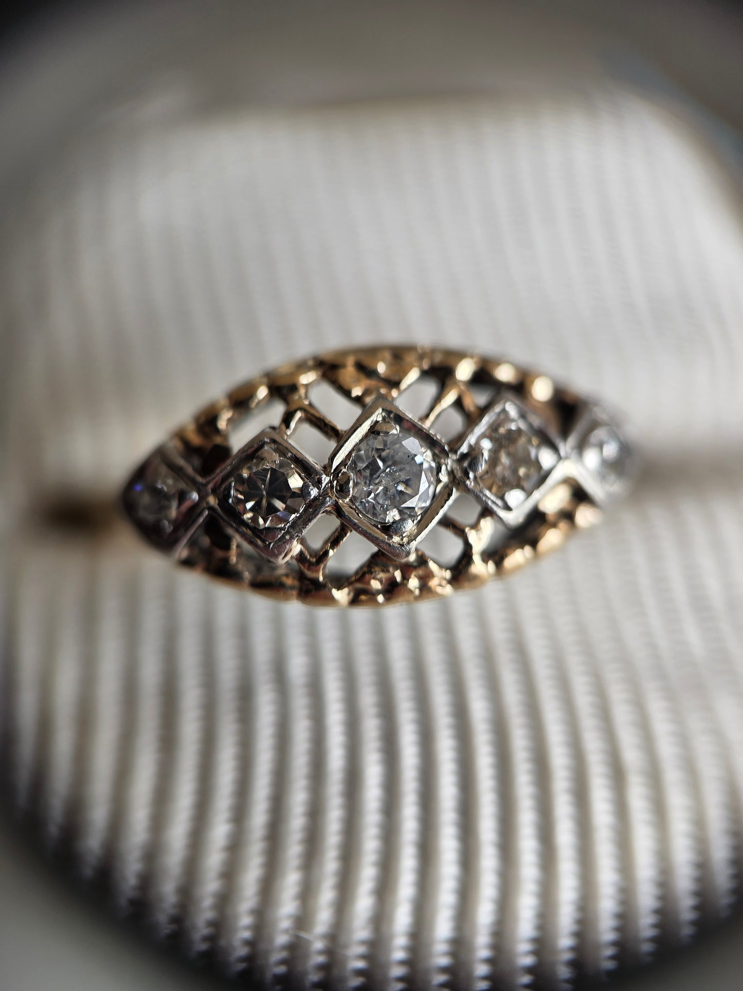 Beautiful Vintage Geometric Openwork Lattice 10k Two Toned Diamond Boat Ring Size 5