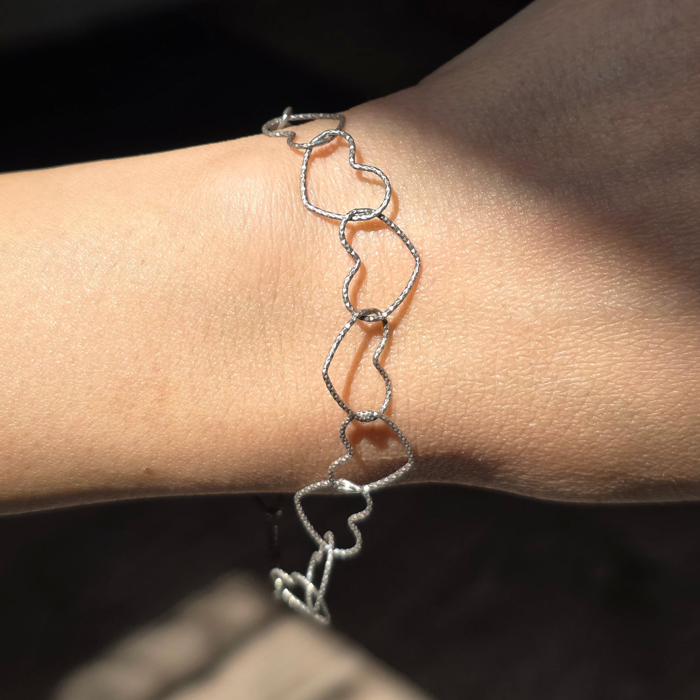 Pretty Sterling Silver Open Heart Link Textured Lightweight Bracelet 7.5"