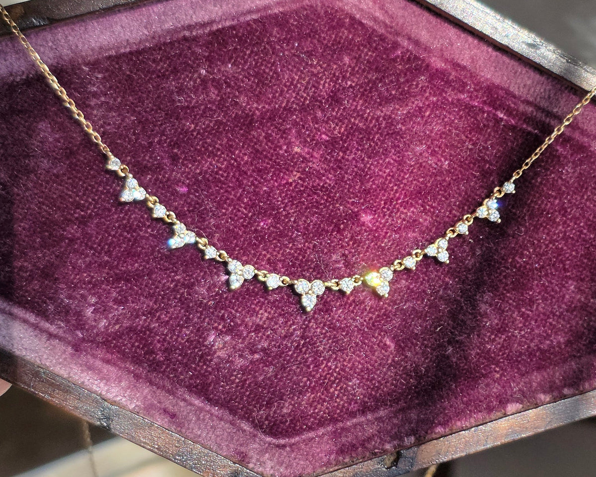 Gorgeous 10k Gold Dainty .40CTW Trefoil Diamond Station Necklace Adjustable Length 16"/17"/18"