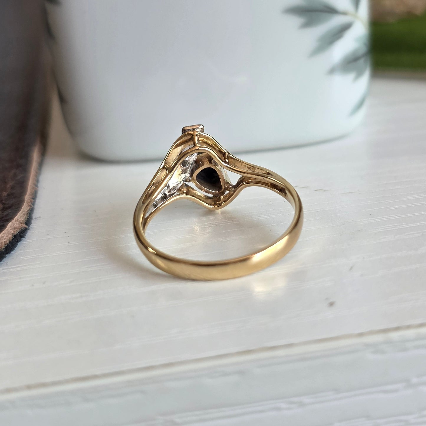 Awesome 14k Gold Black Onyx &  Diamond Modernist Ring Size 6.75